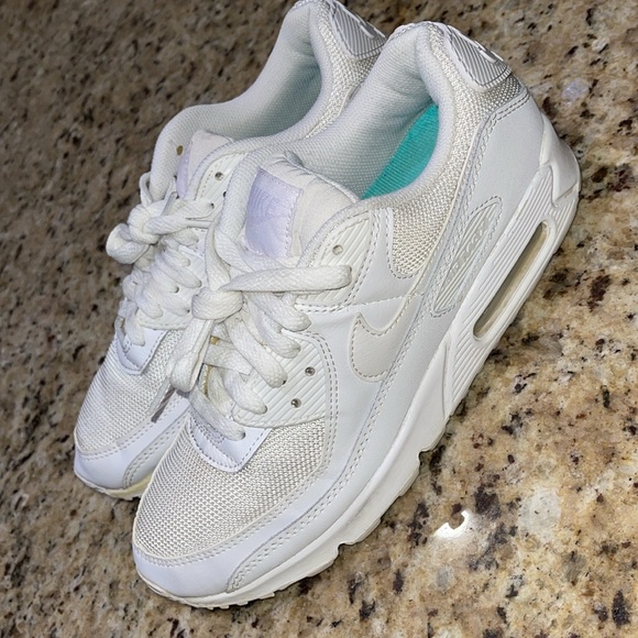 Nike Air Max 90 - Picture 6 of 10